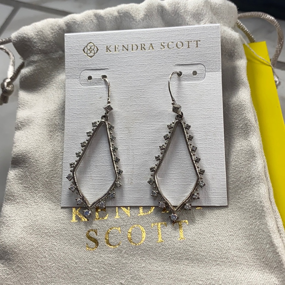 Kendra Scott silver drop earrings